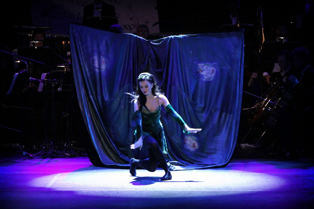 Riverdance - Maria Buffini performing for Queen Elizabeth II in Dublin 2011