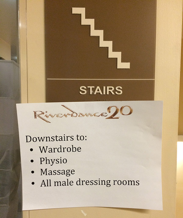 Sign-to-Dressing-Rooms